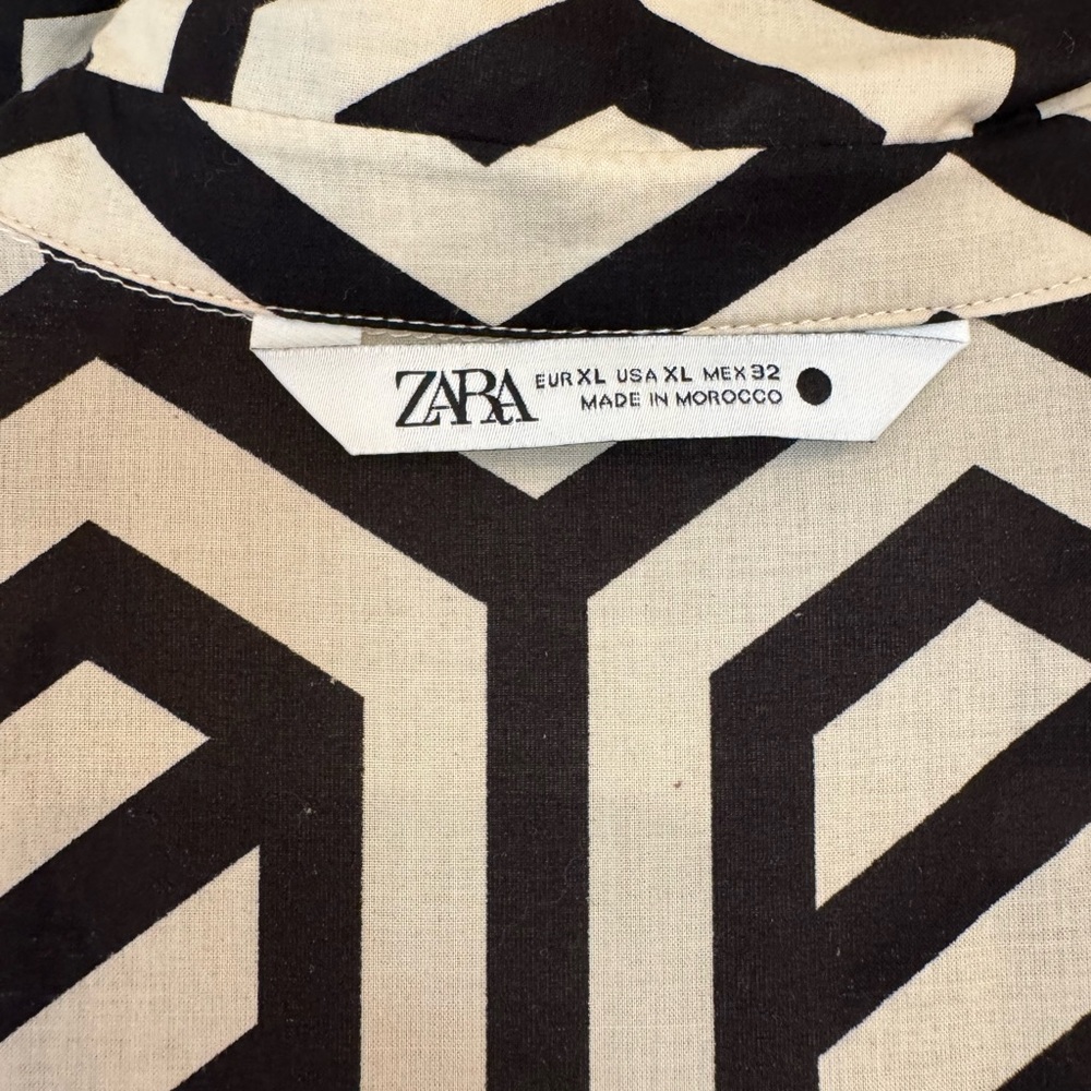 Zara Black and Cream Patterned Top